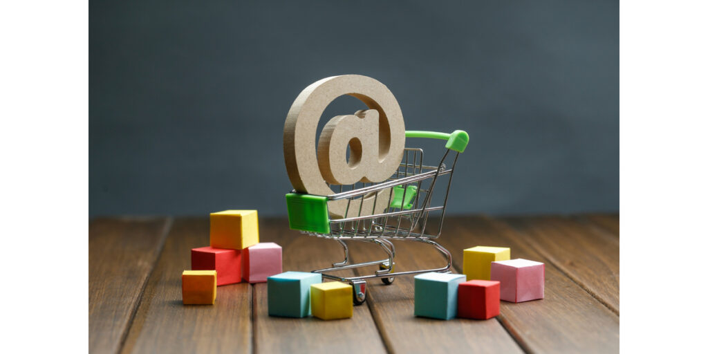 Difference Between Marketing and Selling
