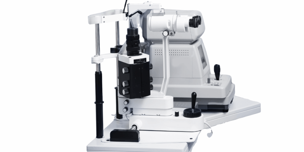 how to become an ophthalmologist