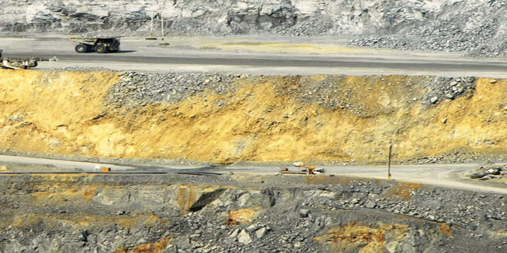  Parasi Gold Mine