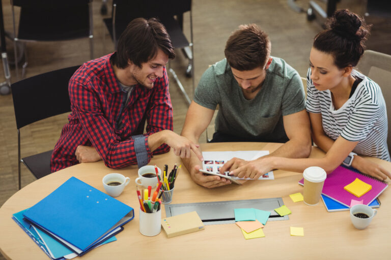 40-profitable-business-ideas-for-students-in-india-2025