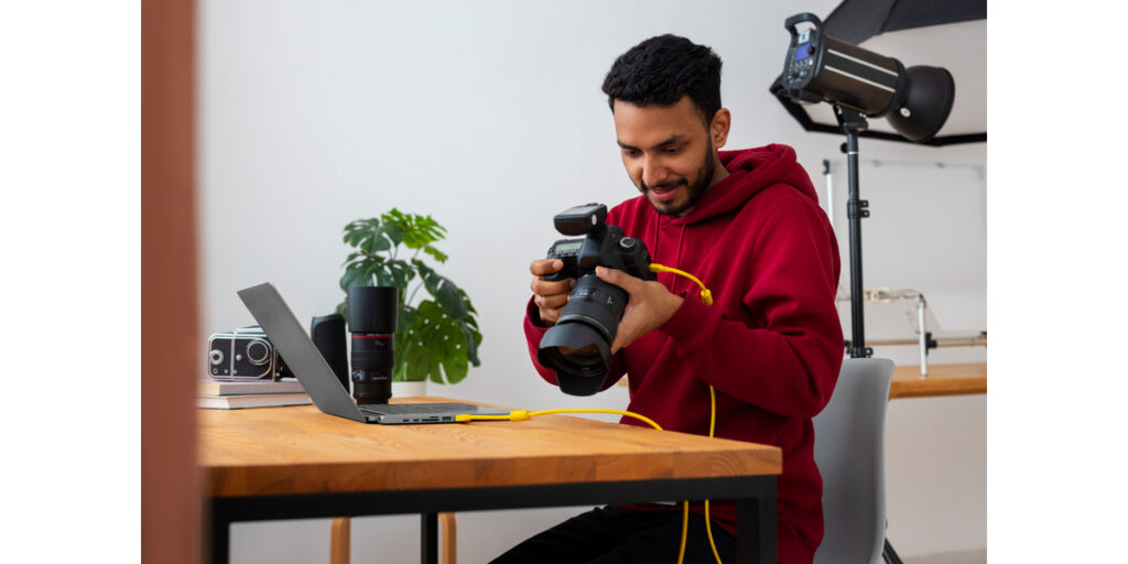 what is a digital creator