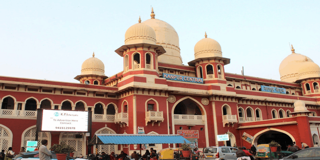 top 10 biggest railway station in india