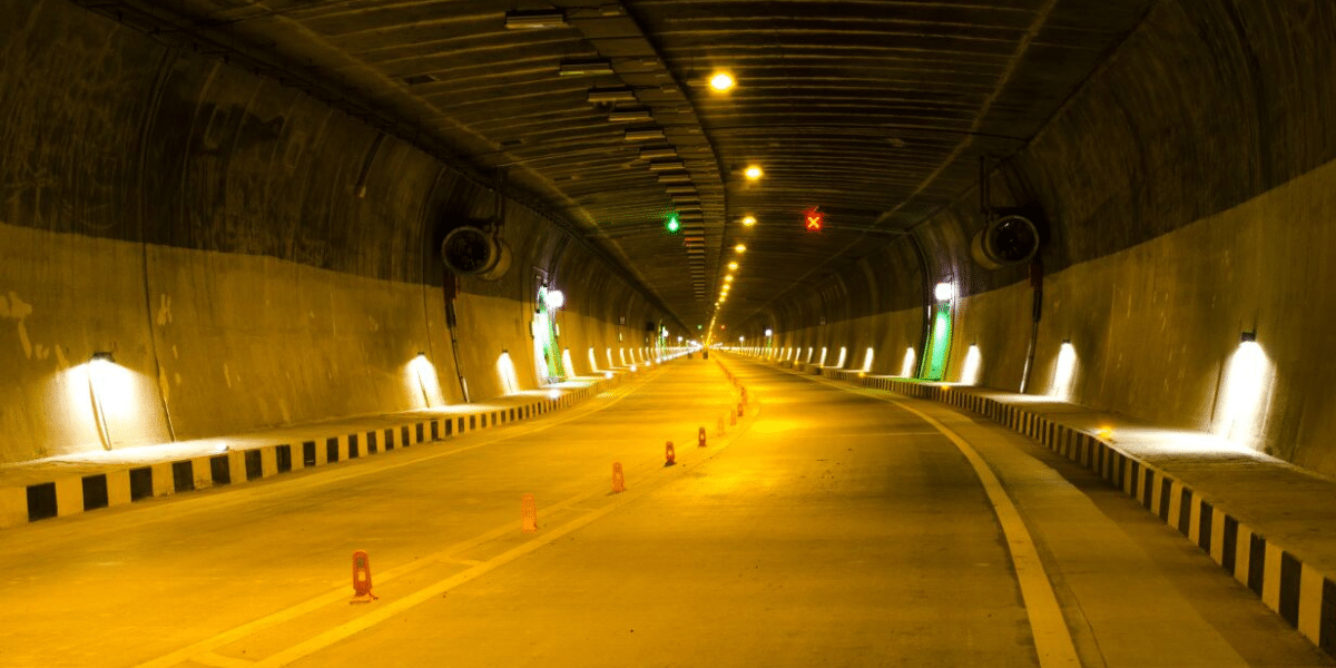 longest tunnel in india
