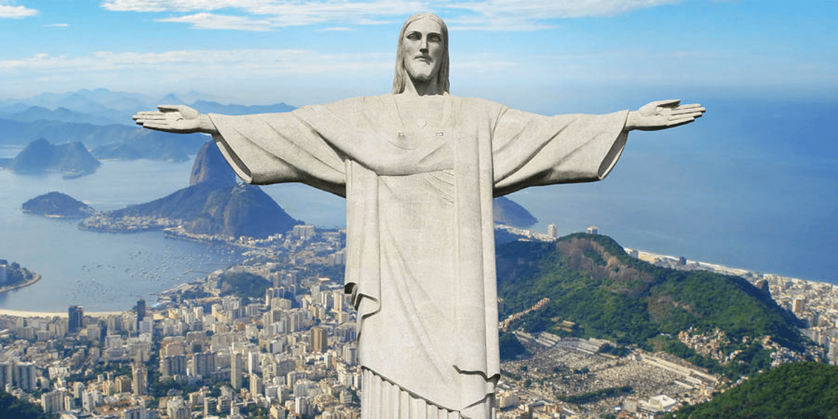 christ the redeemer statue